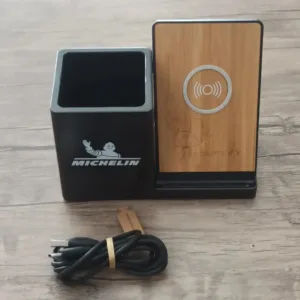 شارژر بیسیم 10 وات 2 پورت میشلن مدل 8504408390