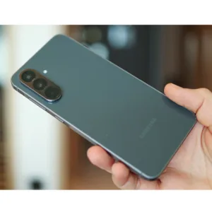 گوشی موبایل سامسونگ مدل Galaxy A56 دو سیم کارت ظرفیت 256 گیگابایت و رم 8 گیگابایت - ویتنام - به همراه شارژر 45 وات سامسونگ