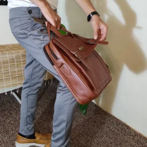کیف لپ تاپ مدل HE129 مناسب برای لپ تاپ 14 اینچی