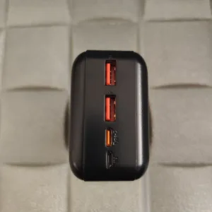 پاوربانک 22.5 وات دیپک مدل DP-B33 ظرفیت 30000 میلی‌آمپر ساعت به همراه کابل USB-C