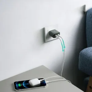 شارژر دیواری 20 وات آکی مدل PA-R1S