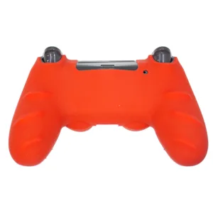 محافظ دسته پلی استیشن ۴ مدل Anti slip PS4396 به همراه روکش آنالوگ