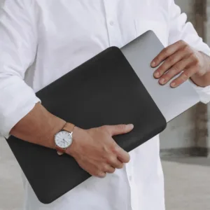 کاور لپ تاپ سندمارک مدل Pro Leather مناسب برای لپ تاپ اپل مک بوک ۱۴ اینچی