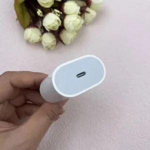 شارژر دیواری ۲۰ وات مدل A2347EU به همراه کابل لایتنینگ