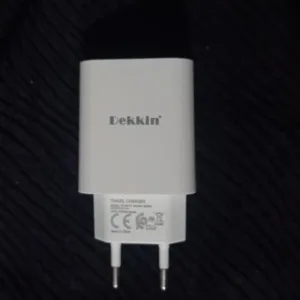 شارژر دیواری 5 وات دکین مدل 774